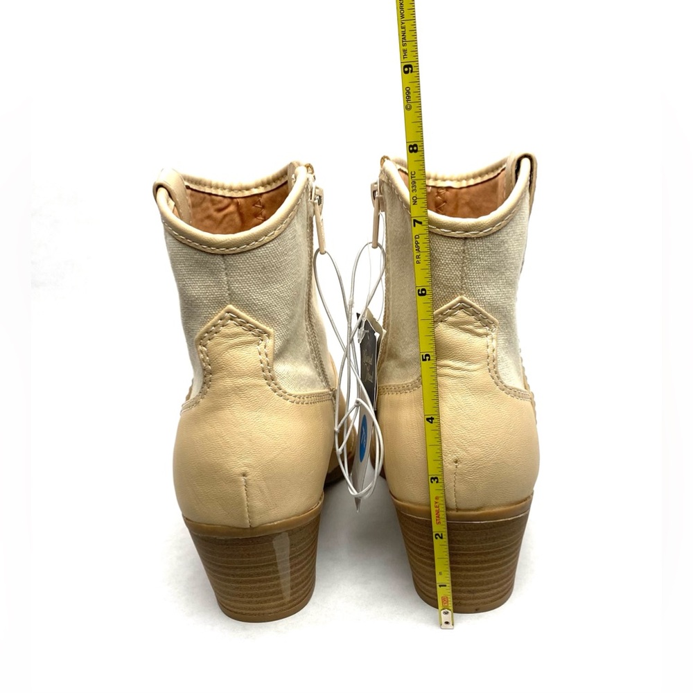 Universal Thread Women's Cream Kay Western Style Zip Boot/Bootie Size 7.5 NWT - Picture 3 of 12